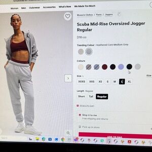 Lululemon Athletica Scuba Mid Rise Oversized Jogger in Heathered Gray - SHORT